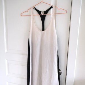 Aritzia Wilfred White & Black Midi Dress (size XS)